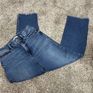 Good American Good Classic Jeans 4